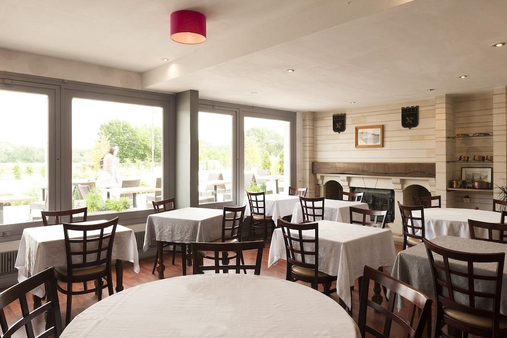 The Originals City, Hotel Le Cheval Rouge, Tours Ouest Villandry Esterno foto