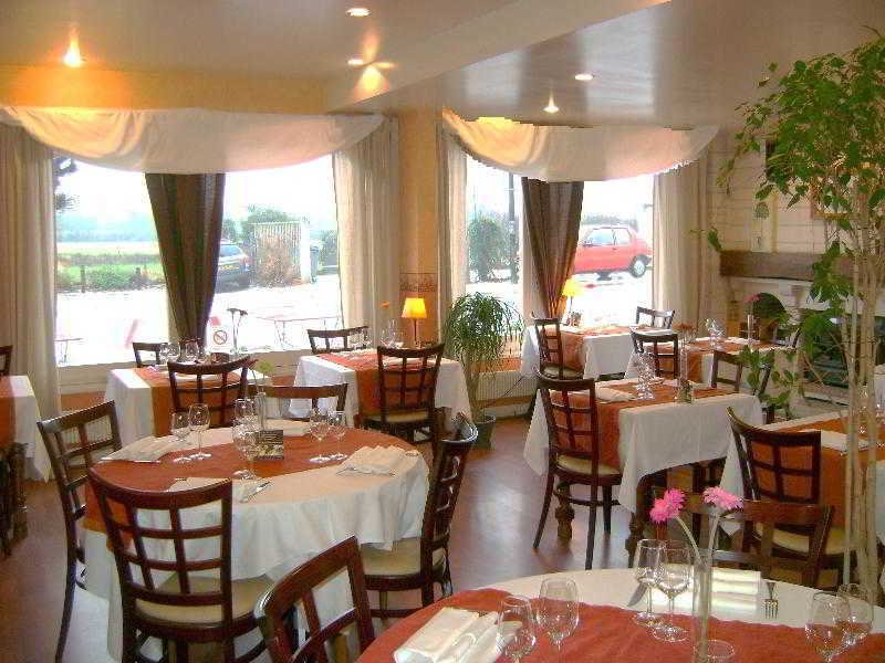 The Originals City, Hotel Le Cheval Rouge, Tours Ouest Villandry Esterno foto
